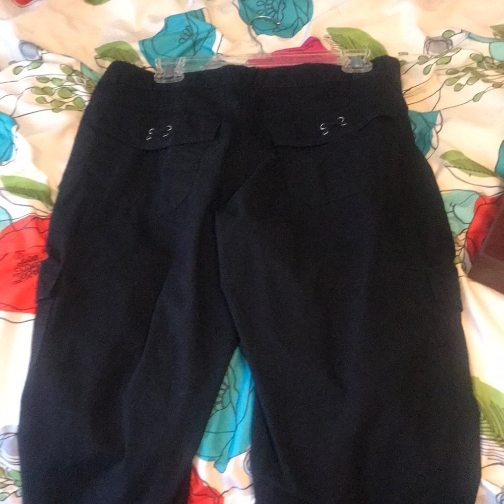 Lee Capris - Picture 4 of 4